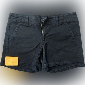 American eagle shorts size 6